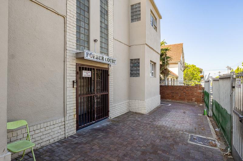 1 Bedroom Property for Sale in Mowbray Western Cape